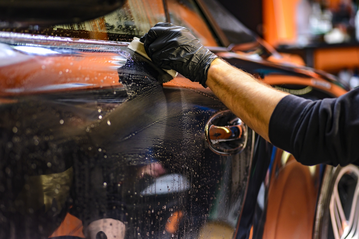 Coating a car